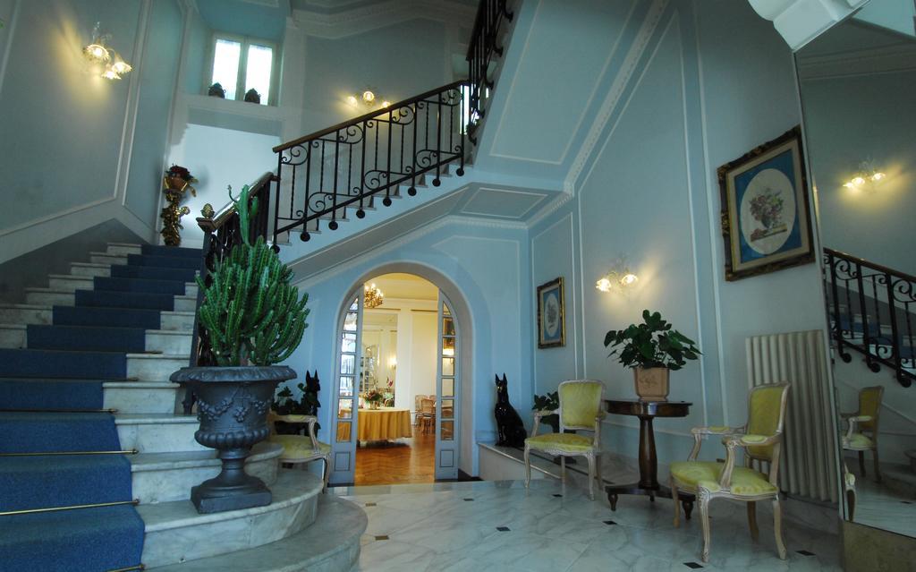 Grande Albergo Quattro Stagioni Риети Экстерьер фото