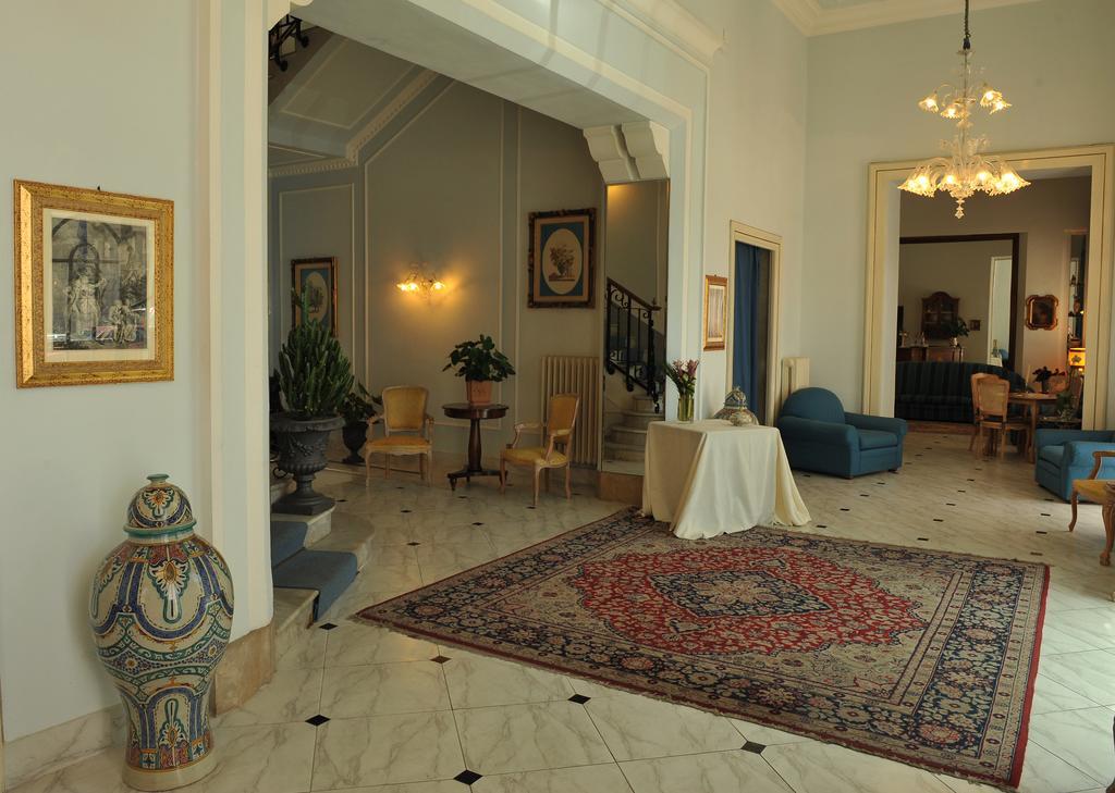Grande Albergo Quattro Stagioni Риети Экстерьер фото