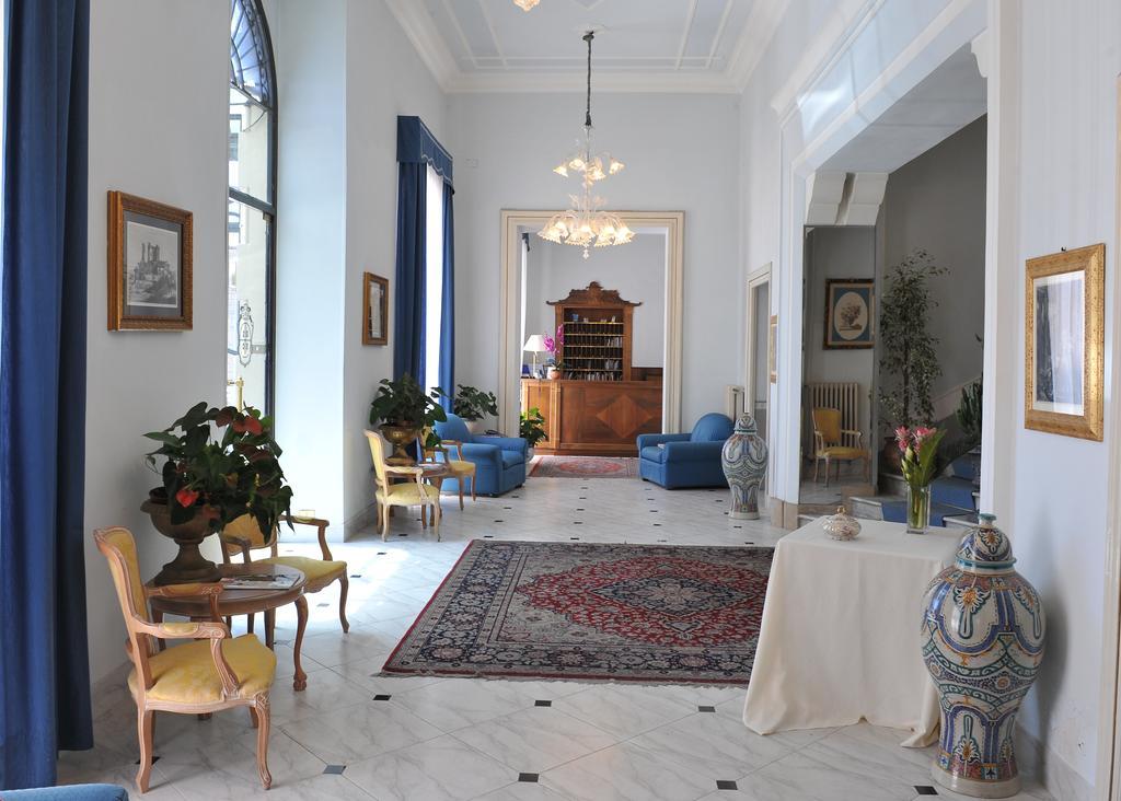 Grande Albergo Quattro Stagioni Риети Экстерьер фото