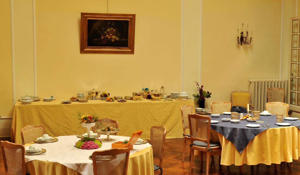 Grande Albergo Quattro Stagioni Риети Экстерьер фото