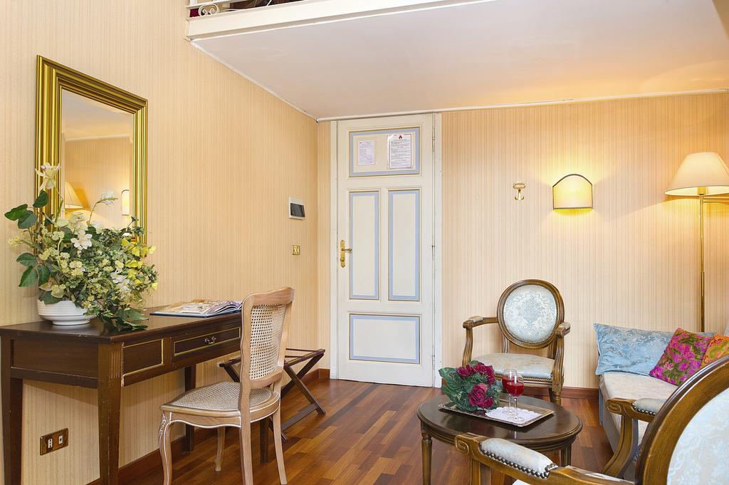 Grande Albergo Quattro Stagioni Риети Номер фото