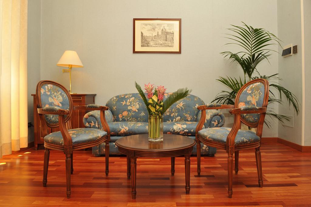 Grande Albergo Quattro Stagioni Риети Номер фото
