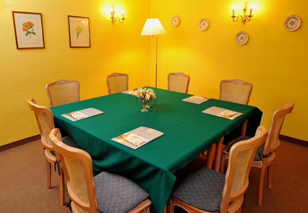 Grande Albergo Quattro Stagioni Риети Экстерьер фото