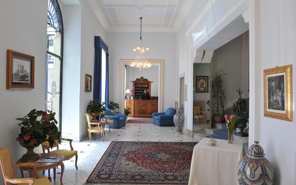Grande Albergo Quattro Stagioni Риети Экстерьер фото